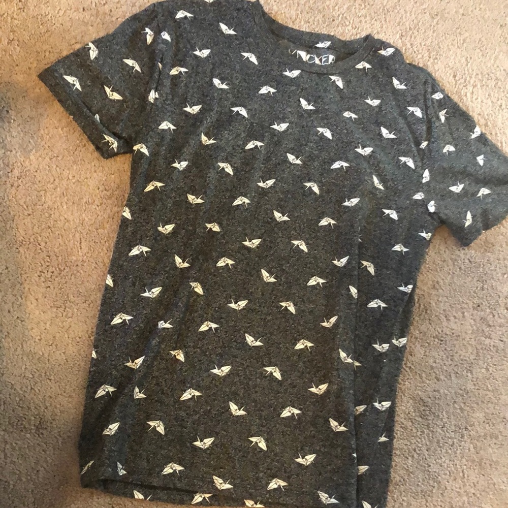 tee shirt